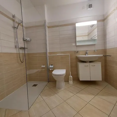 Apartment Residenza Viramonte - Casa Aurelia, 5